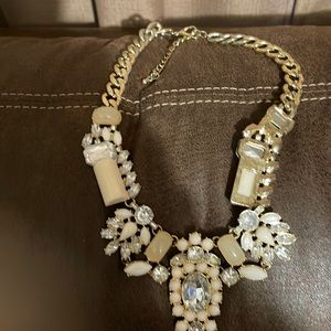 Like new necklace $10 for one and $25 for three Recycling is love🥰